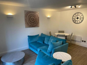 Gardenside, free private parking included, Bowness